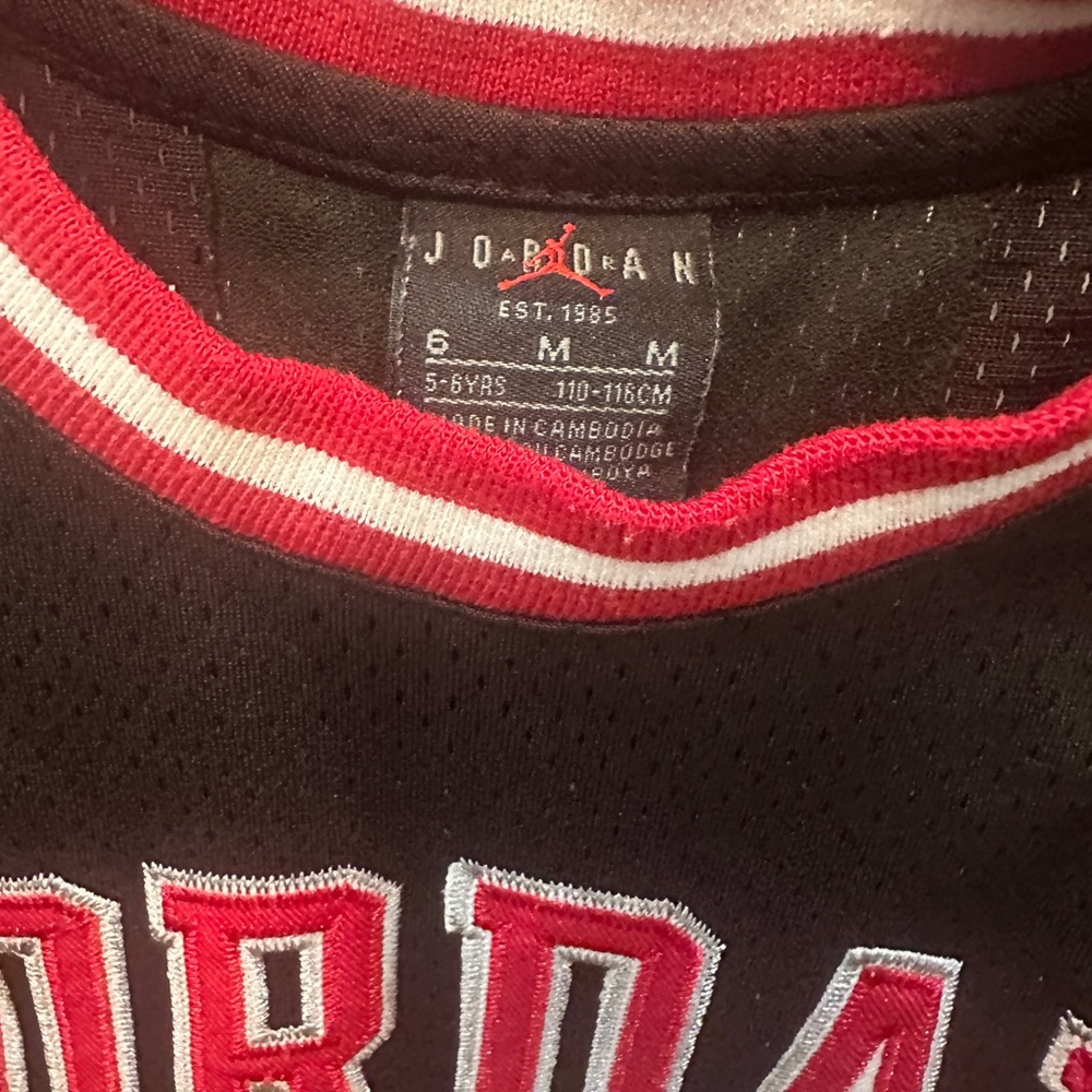 Jordan Black and Red Kids Jersey - Picture 2 of 3